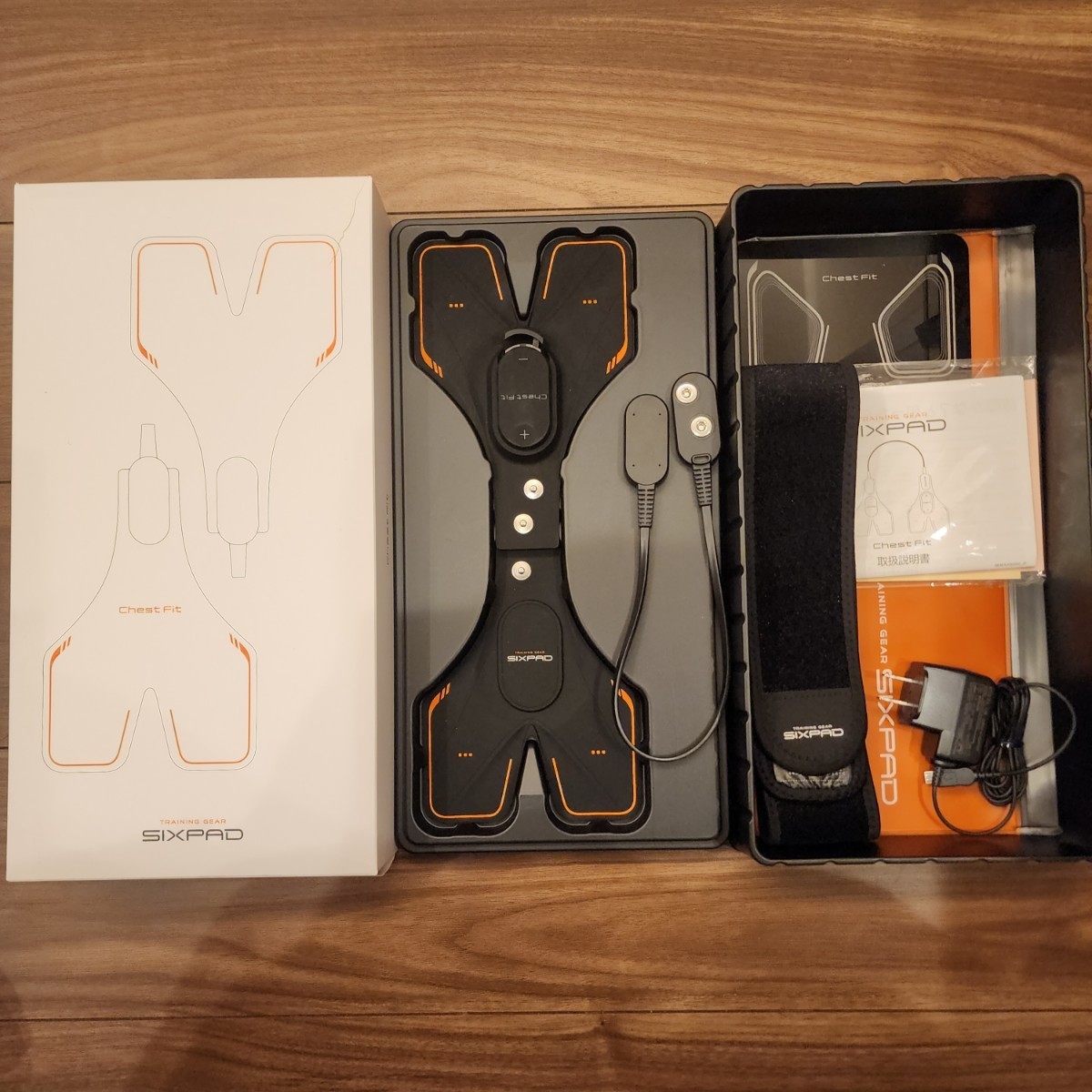 1度のみ使用シックスパッド チェストフィット 充電式 シックスパッド