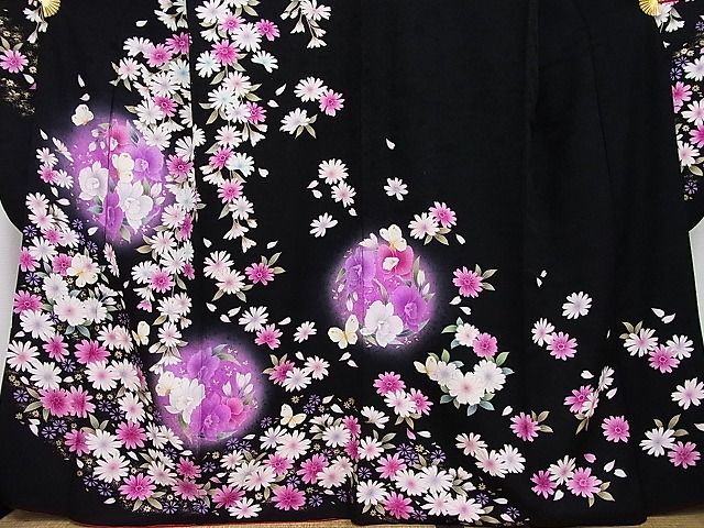 平和屋-こころ店■豪華振袖　花蝶丸文　暈し染め　黒地　金彩　着丈165.5cm　裄丈69cm　正絹　逸品　A-ck5561 暈し染め 金彩 逸品 平和 AAAJ0213Bzg 枝花文