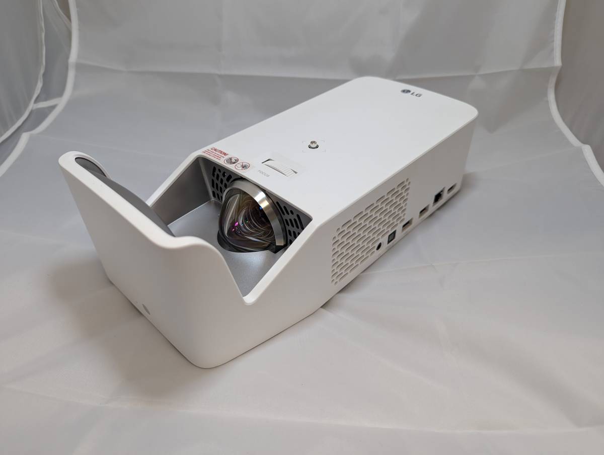 LG CineBeam HF65LS 超短焦点 プロジェクター 100インチ◇DLP方式
