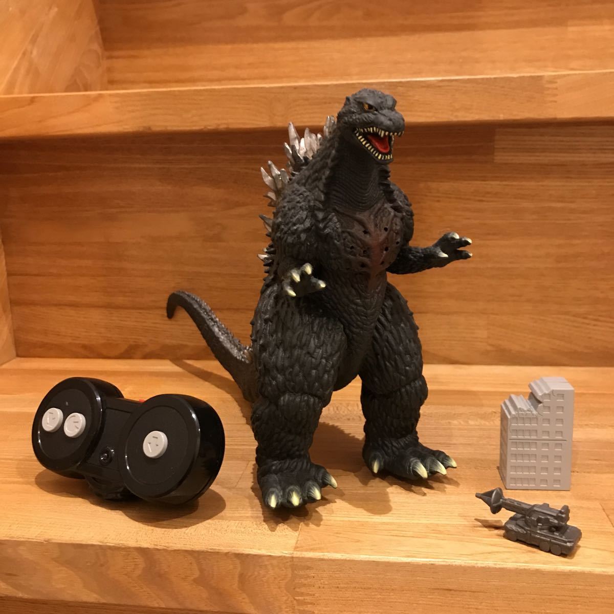 BANDAI バンダイ リモコンゴジラ 2004 BANDAI リモコン怪獣王ゴジラ