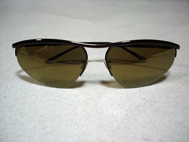 7万★新品本物【ボッテガ ヴェネタ・BOTTEGA VENETA】スッキリシャープな普遍的ブローフレームサングラス眼鏡！フォックス型/カラーレンズ