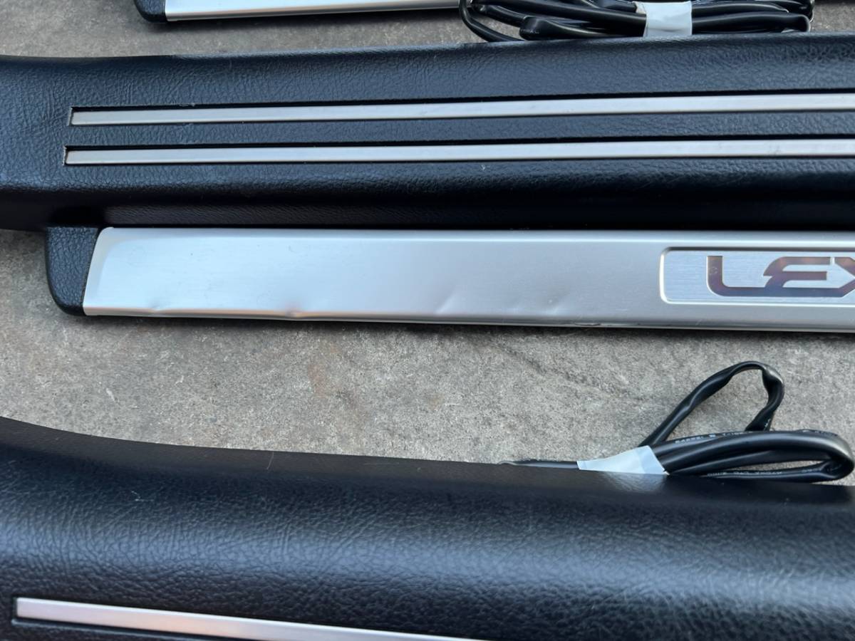 美品 レクサス LS LS460 LS600h 前期 中期 後期 オプション LEDイルミネーション スカッフプレート UVF45 UVF46 USF40 動作OK LS 2006年モデル LEXUS カスタム エアロパーツ LS600h.レクサス.460
