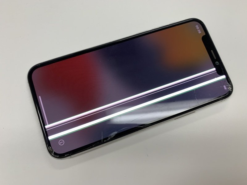 DW088 SIMフリー iPhone11Pro シルバー 256GB ジャンク ロックOFF