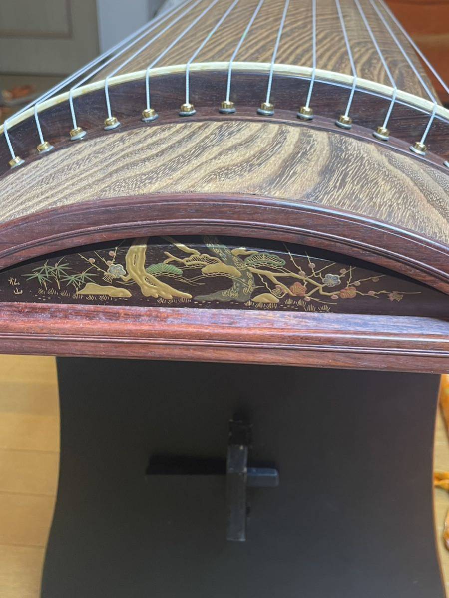 琴 箏 13弦琴 子持ち綾杉彫り くり甲 玉縁 和楽器 弦楽器 琴台