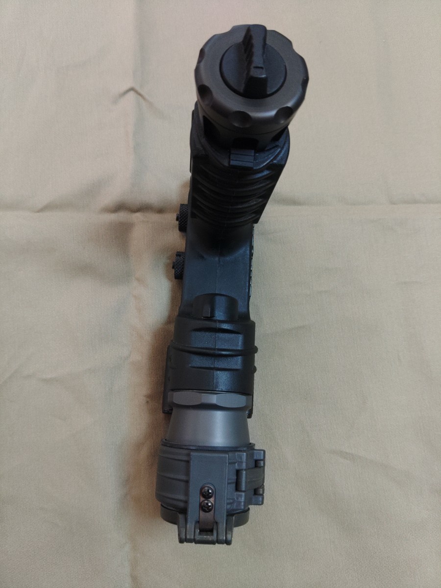 出品は今週末迄　実物　surefire シュアファイア M910A SUREFIRE モデル M910A シュアファイア M910A SUREFIRE シュアファイア