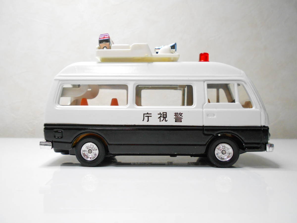 トミカダンディ 001 ニッサン キャラバン 事故処理車 トミカダンディ 001 ニッサン キャラバン 事故処理車 トミカダンディ
