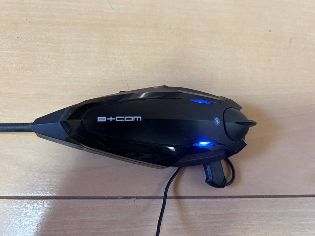 【個人出品】インカム　B+COM　SB6X　フルセット SB6X B+COM インカム 取り付けベースの通販 SB6XR&frasl;SB6X用 B+COM(