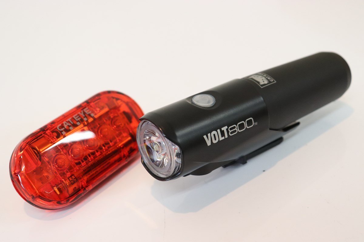 ☆CATEYE キャットアイ VOLT 800 USB充電式／OMNI3 TL-LD135/155 電池