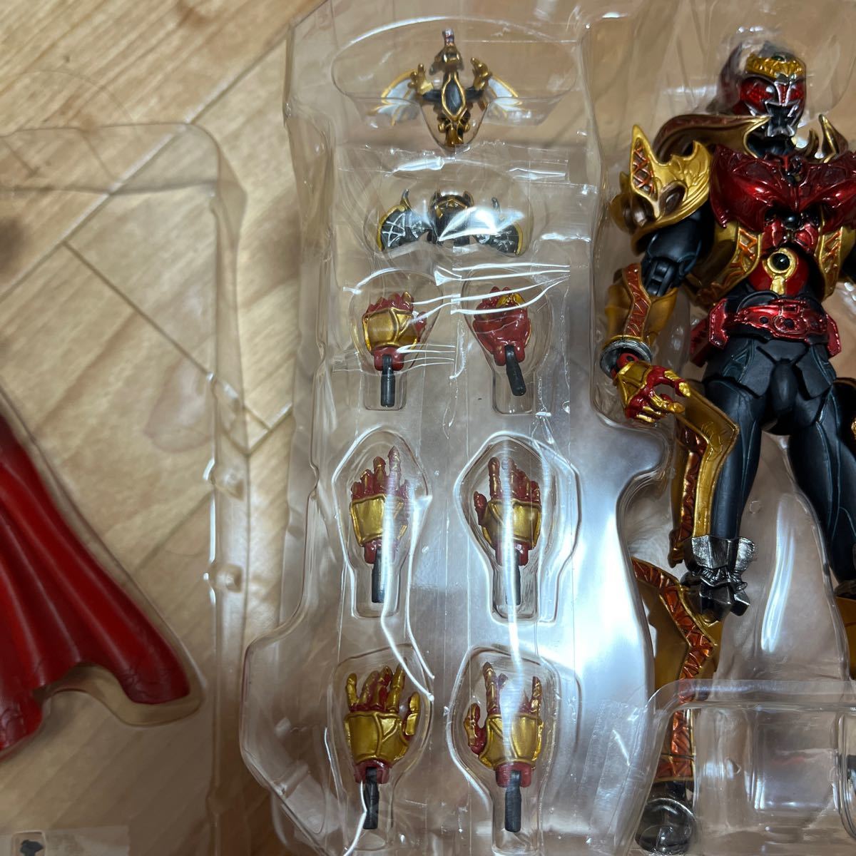 魂ウェブ限定 S.I.C. 仮面ライダーキバ エンペラーフォーム 開封品
