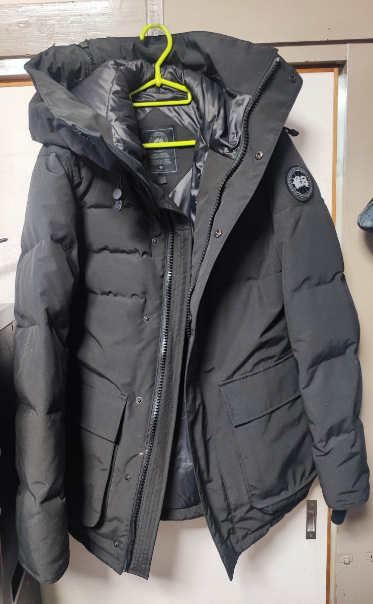 カナダグース　Wedgemount Parka Black Label