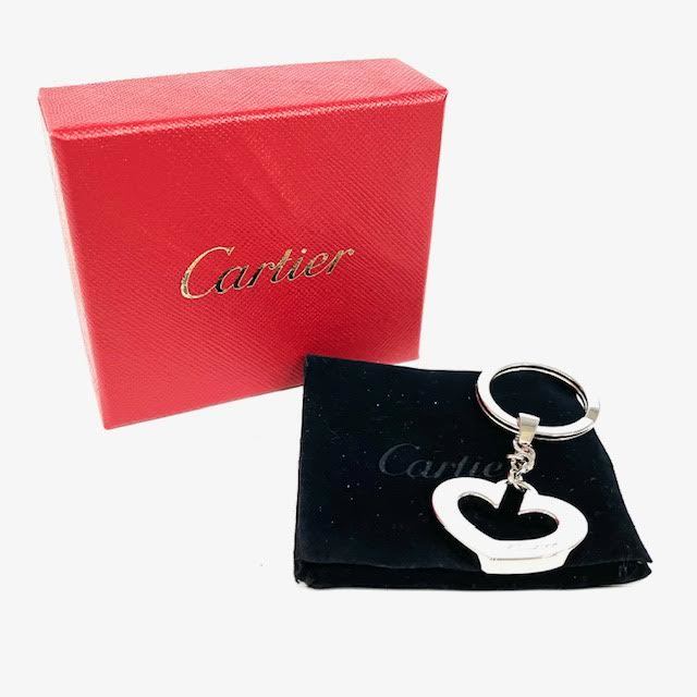 Cartier カルティエ キーリング キーホルダー チャーム Cハート 箱付き 仙101【美品】Cartier Cハート キーリング キーホルダー カルティエ