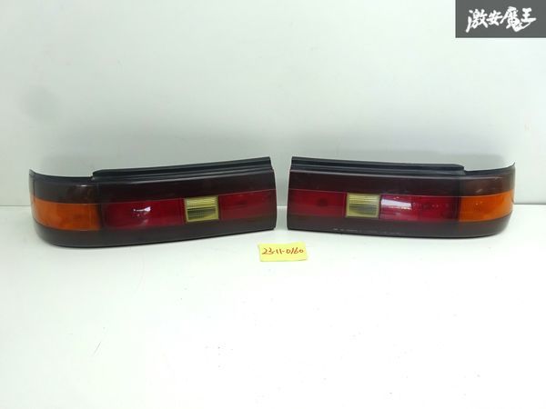☆　　おまとめ 割れ無し】トヨタ 純正 AE92 カローラレビン 前期 テールライト