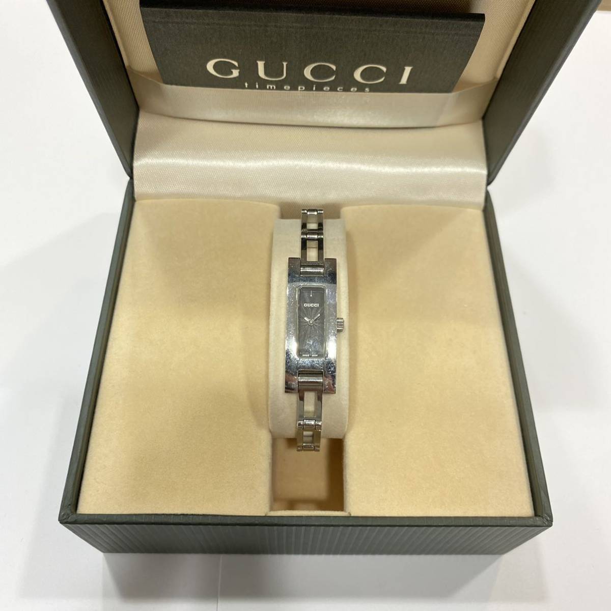 中古 稼働品 GUCCI グッチ 3900L クォーツ グレー文字盤 レディース