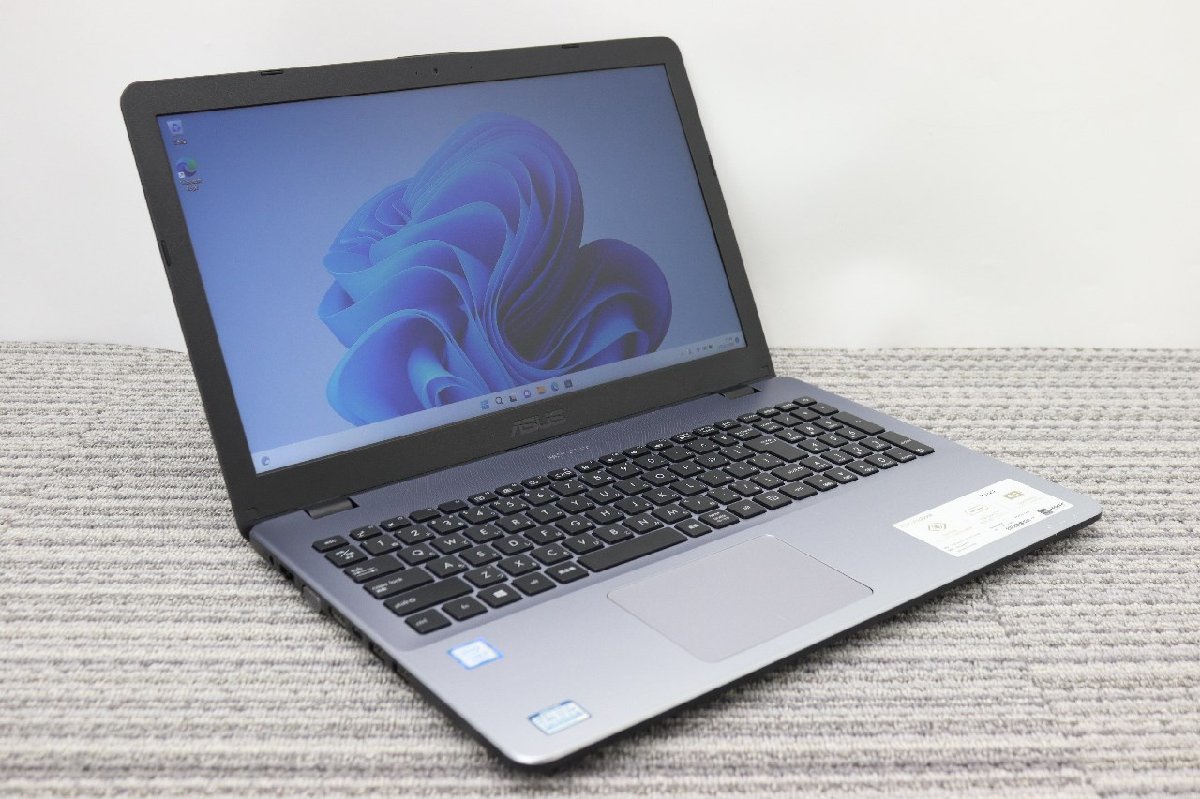 ASUS X542UAR 第8世代 i5 メモリ8GB SSD256GB ASUS X542UAR 第8世代 i5 メモリ8GB SSD256GB