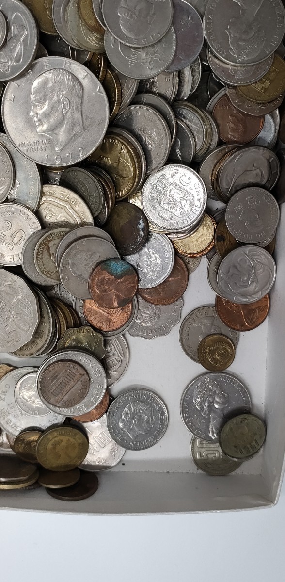 新作入荷，正規品 古銭 外国硬貨 コイン 穴銭 2kg