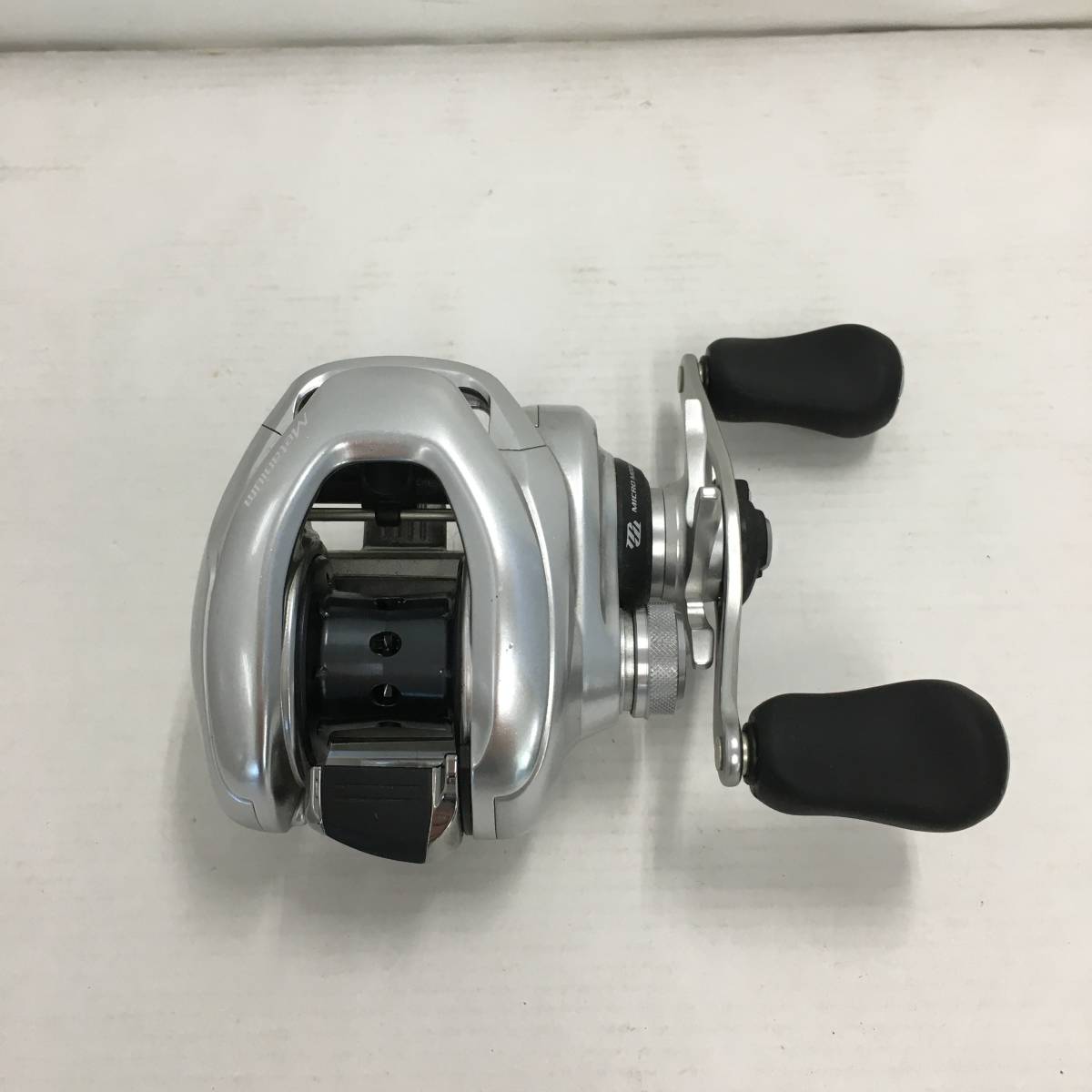 大人気，得価 シマノ 16メタニウム MGL HG ベイトリール 右ハンドル