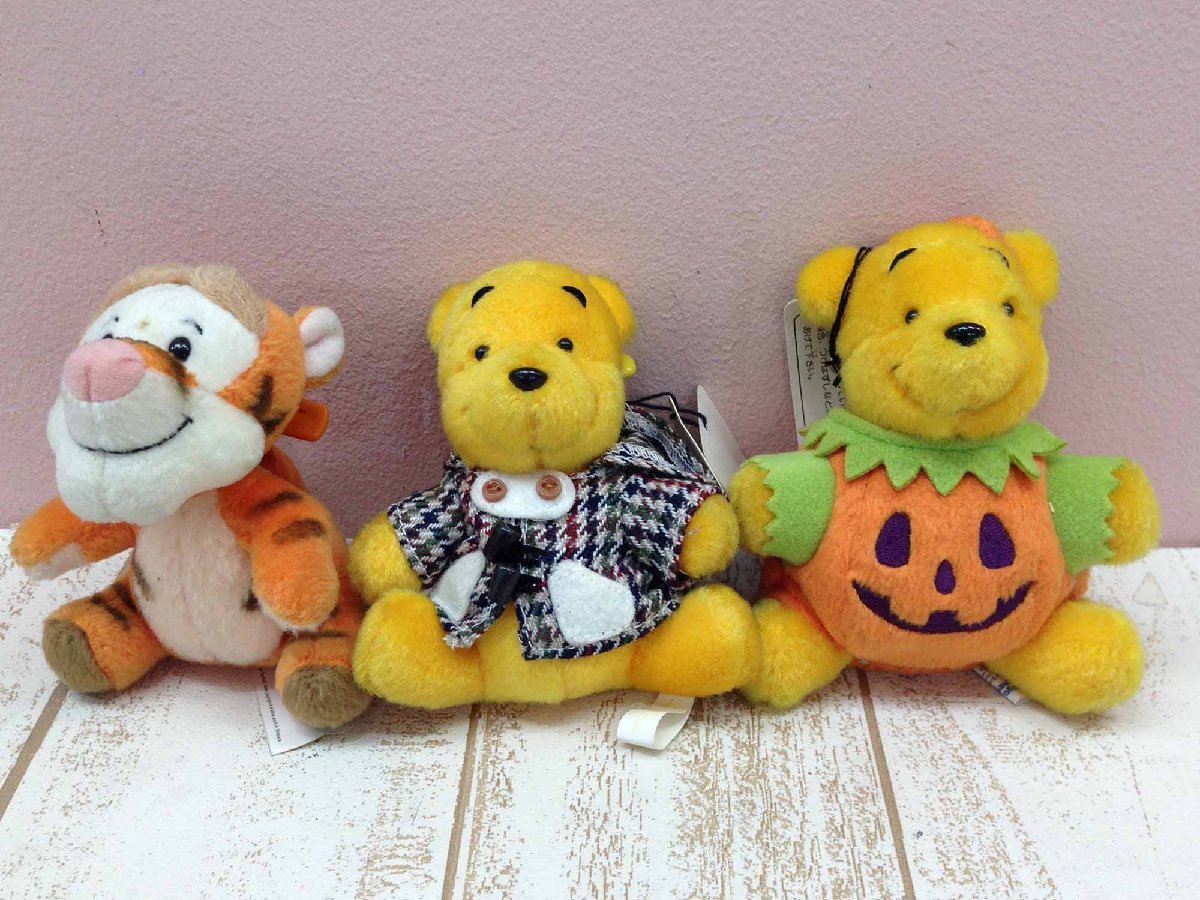 ☆希少☆紙タグありTDL レトロ くまのプーさん ぬいぐるみバッジセット