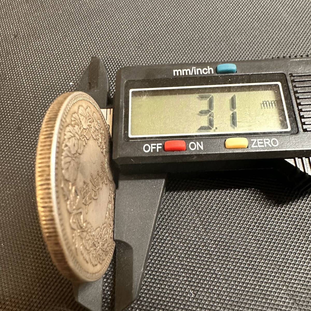 古銭 貿易銀 明治8年 F5 大日本 銀貨 古銭 龍 竜 コイン 硬貨 1円銀貨