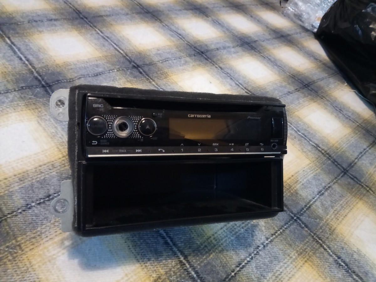 DEH-5600 カロッツェリア | カーオーディオ Bluetooth パイオニア