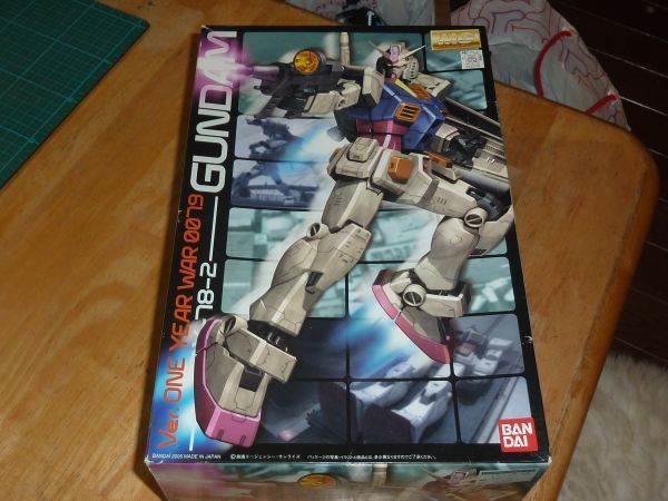 MG 1/100 RX-78-2 ガンダム Ver.ONE YEAR WAR 0079 バンダイ　機動戦士ガンダム 一年戦争