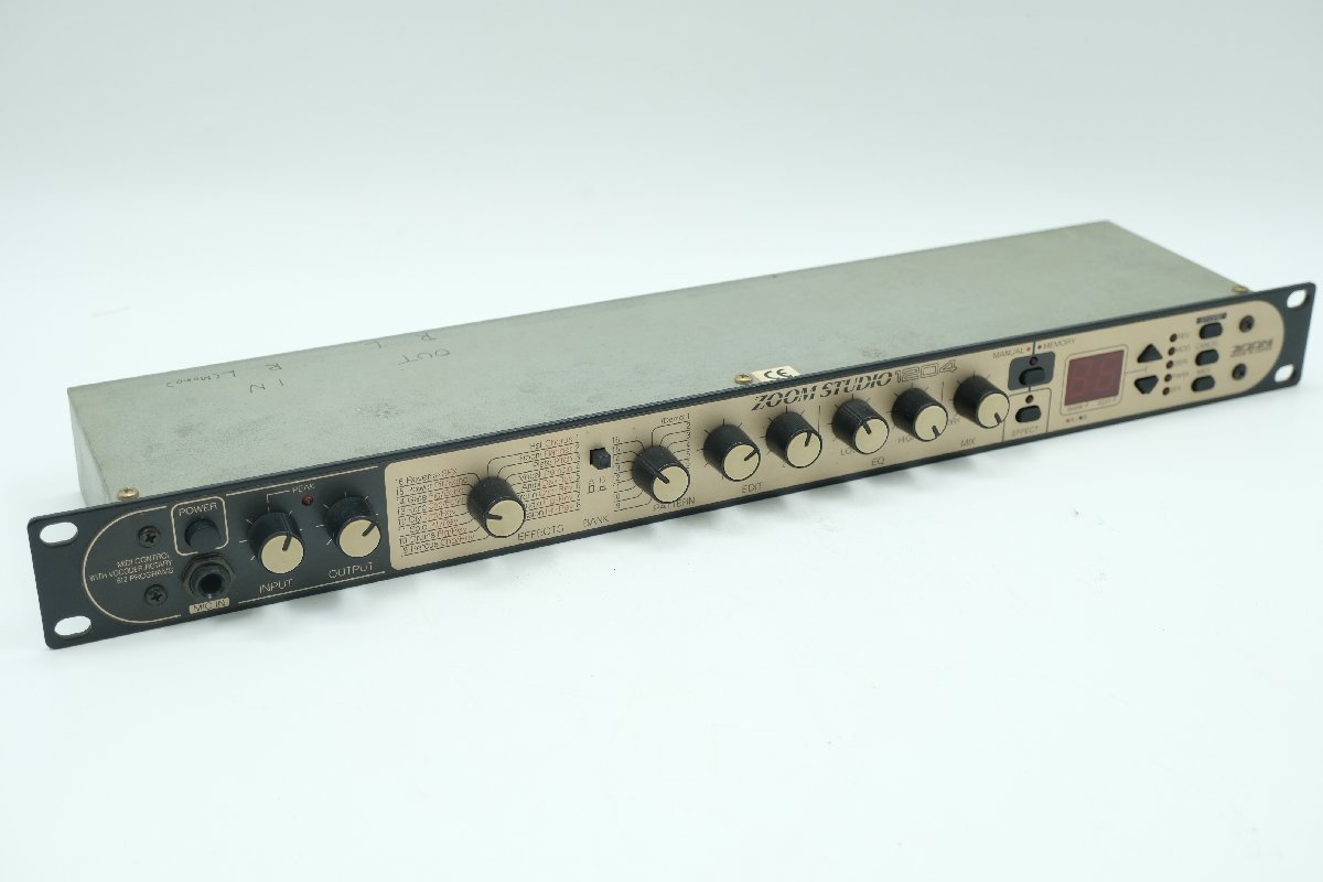 z23928】ZOOM ズーム STUDIO 1204 マルチエフェクター 動作未確認 格安