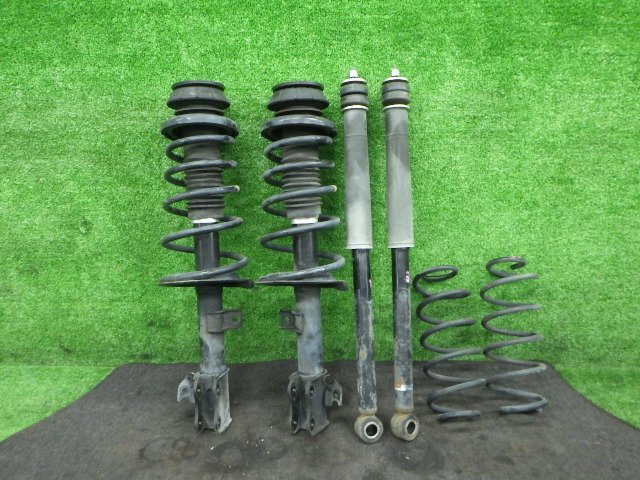 # 即決あり H20年 スイフト ZC11S 純正 ストラット 1台分 セット スプリング付 M13A ノーマル サス ショック 中古 41601-63J12 [05013954]