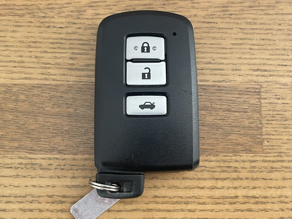 ★トヨタ純正210系クラウンスマートキー 3つボタン ★動作OK 美品 トヨタ スマートキー 純正スマートキー Yahoo!オークション 初期化済 タイプ1C&frasl;CB210系クラウン&frasl;マジェスタカーボン調&frasl;スマート