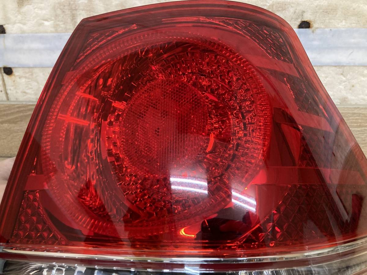 クラウン GRS180 GRS181 GRS182 GRS183 GRS184 前期 アスリート 純正右