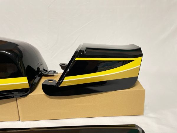 1円売切！Y07A2 カワサキ Z400FX 外装セット(タイガーカラー