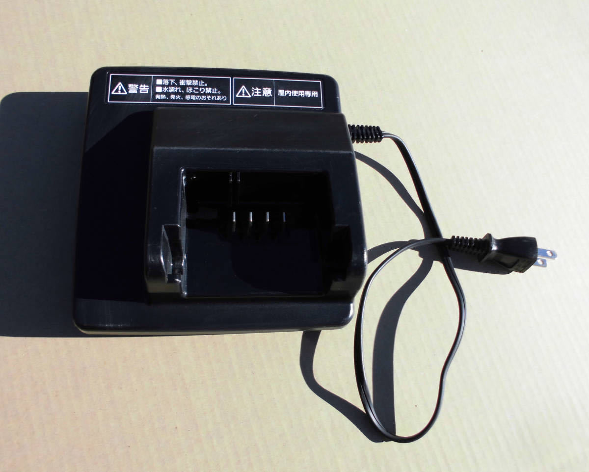 Panasonic 電動自転車 充電器 NKJ074Z2 Panasonic 電動アシスト自転車
