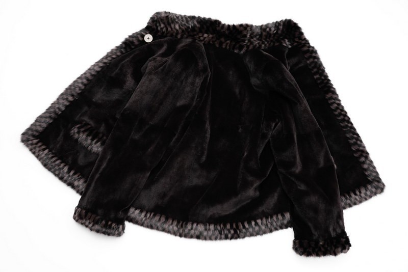 GO7696☆シェアードラビットファー*リアルファー*本毛皮*ショート丈