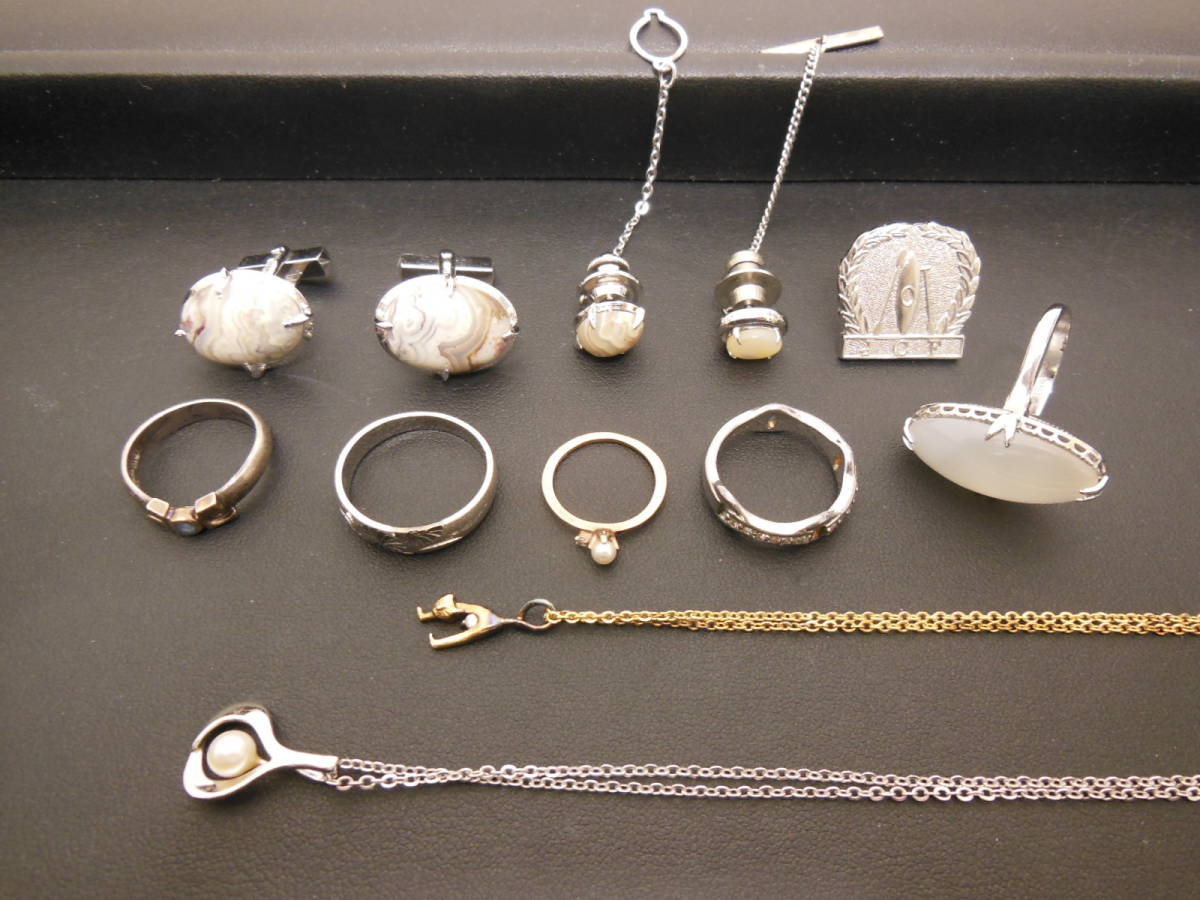 SILVER刻印有 シルバーアクセサリー 12点おまとめ ペンダント リング 指輪 銀 純銀他 総重量約37.4g 60サイズ