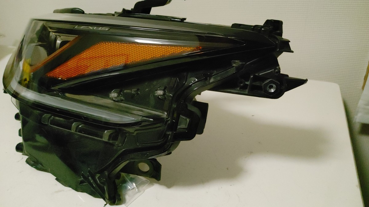 車 AXZH10レクサスヘッドライト ブラック