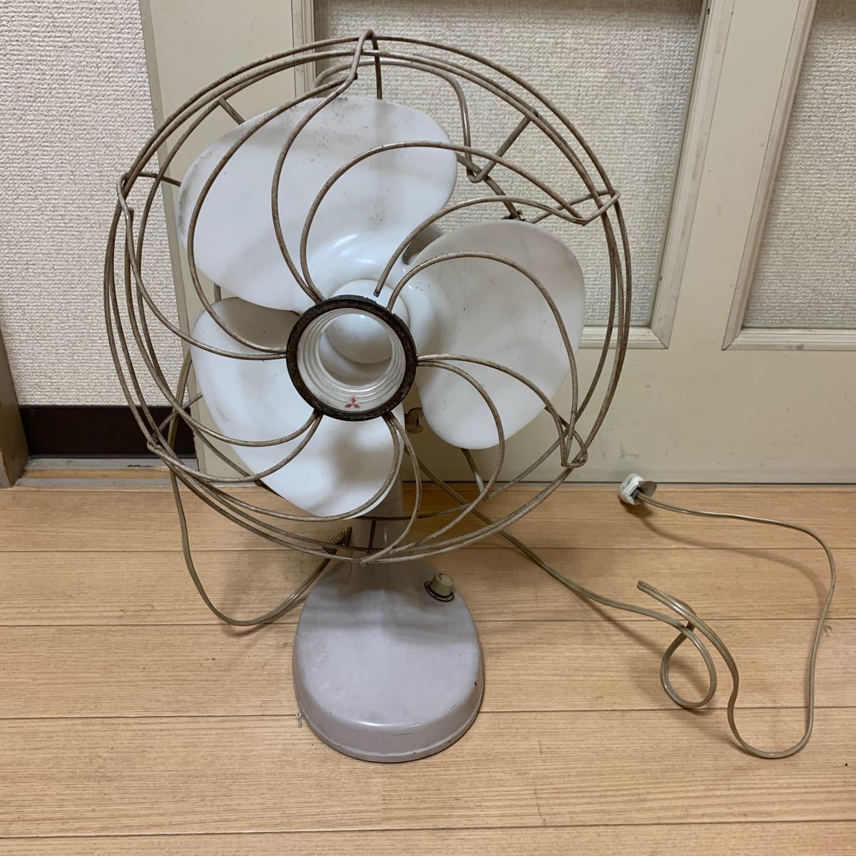 大得価，人気セール 三菱扇風機AC Electric FAN 全速 み(扇風機)｜売買されたオークション情報、yahooの商品情報をアーカイブ公開 - オークファン 扇風機