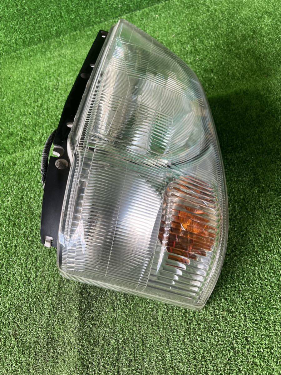 美品 磨き済み デュトロ ダイナ XZU308 左 ヘッドライト KOITO 100