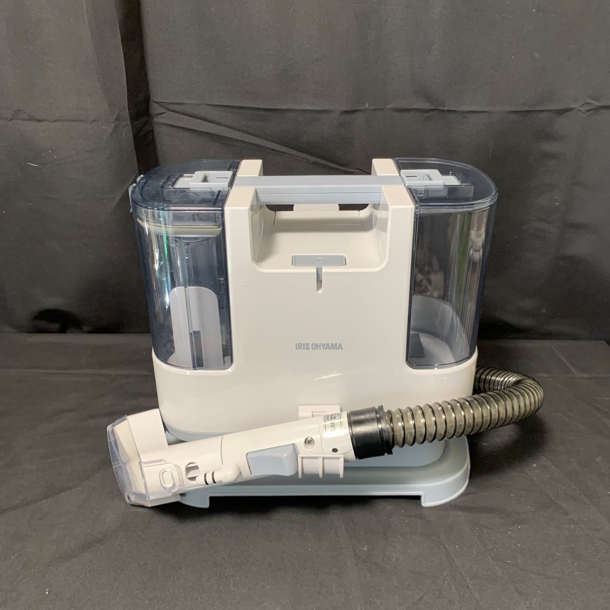 1度回使用 アイリスオーヤマ リンサークリーナー RNS-P10-W 2022年製 動作確認済み ホワイト 自動散水 温水洗浄 カーペット 布製品 掃除