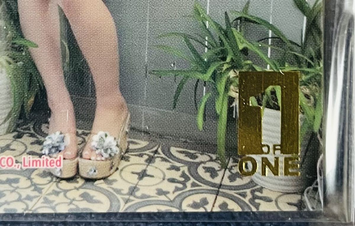 三上悠亜 Lovin' You GranDiva ボックス(紫) シュリンク