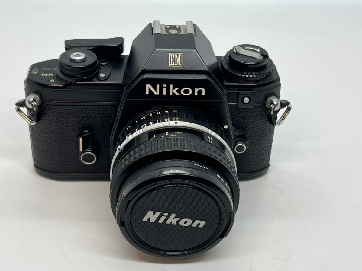 Nikon ニコン EM 一眼レフ フィルムカメラ / CANON LENS FD 50mm 1:1.8