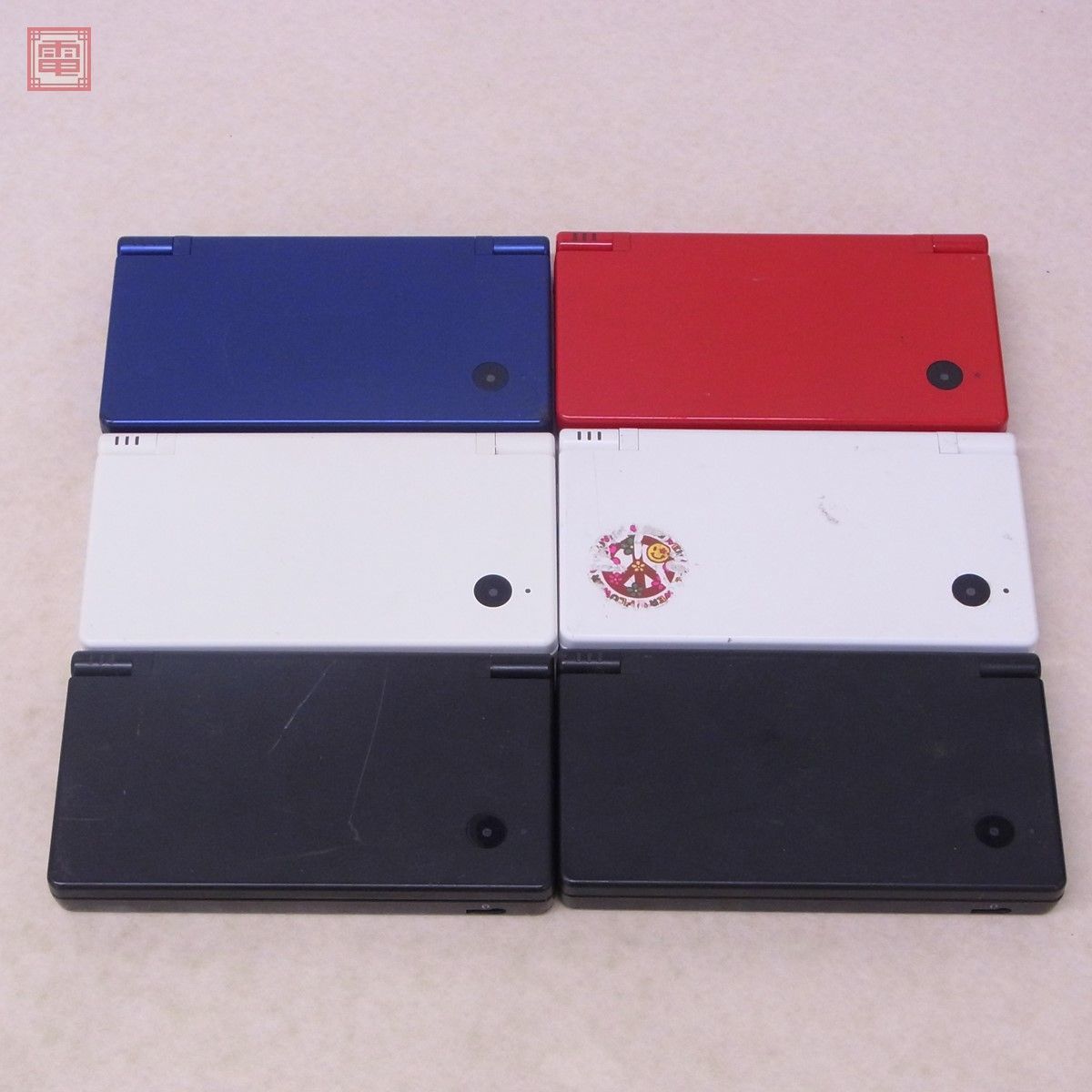 ニンテンドーDSi 本体 ホワイト/ブラック/レッド/メタリックブルー TWL