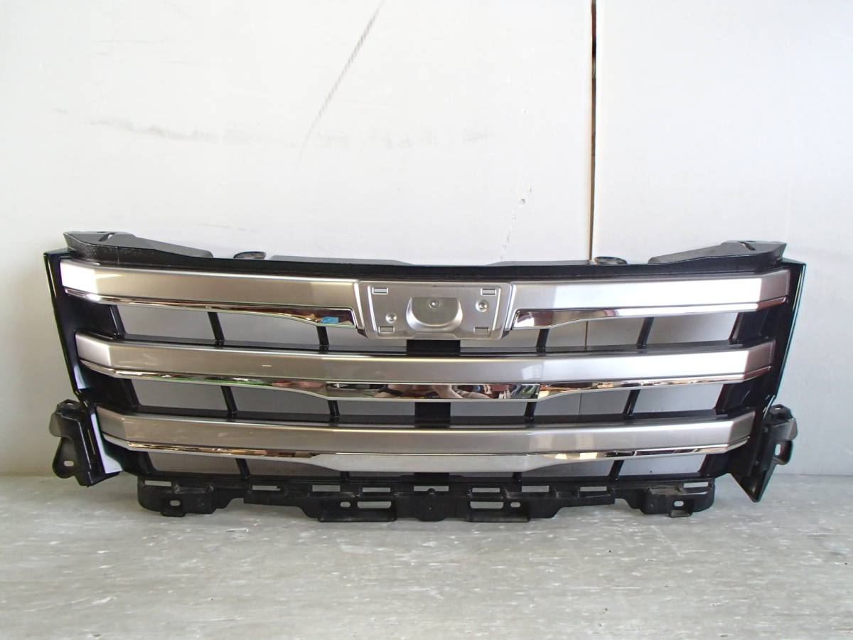 ZRR80/ZRR85/ZWR80 前期 ノア ハイブリッド HV Si エアロ系 純正 フロント グリル 53101-28390・53101-28570 【23-1596】