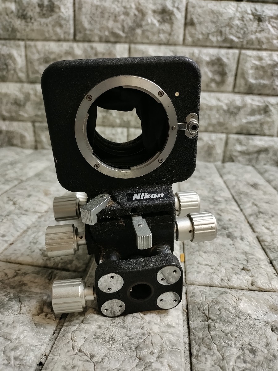 PB-4 Nikon Bellows Macro for Using AF-D f⁄2.8 60mm and the Micro-