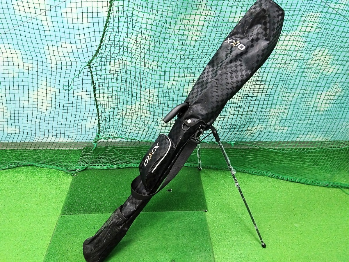 【05】【新品】【クラブケース】【即決価格】ダンロップ ゼクシオ XXIO スタンド式 2023年継続モデル/GGB-X129C/ブラックチェック/1.4kg