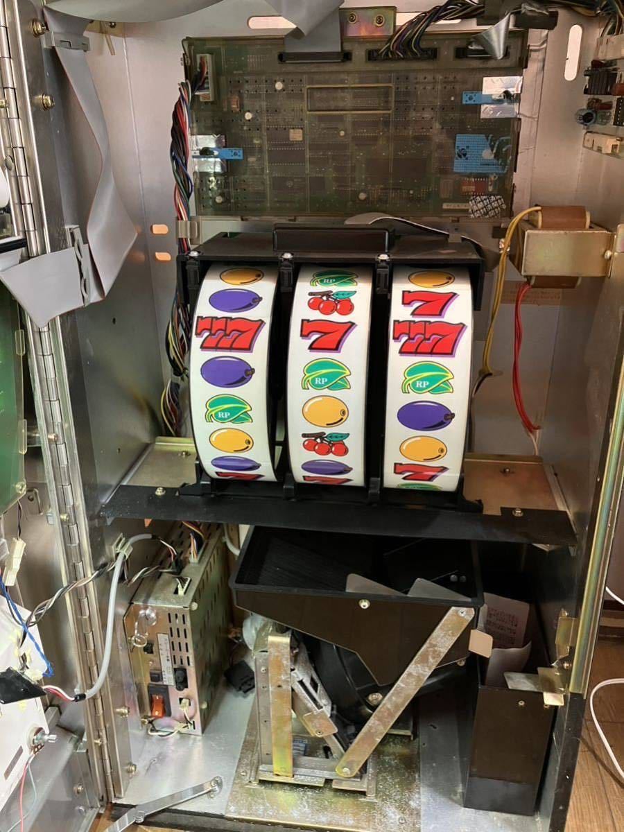 パチスロ実機 4号機 高砂 セブンティセブンA コイン不要機付き 横穴