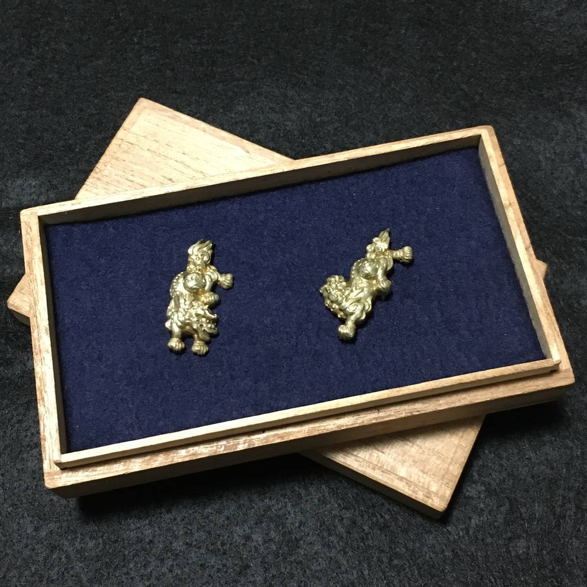 06 目貫【獅子図】名品 金無垢鍍金色絵 【公式通販】