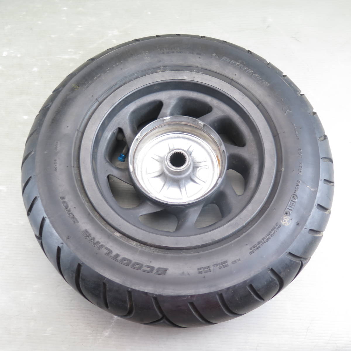 フュージョンX [MF02] 2005 純正リアホイール 中古ホンダ ヘリックス KR051128