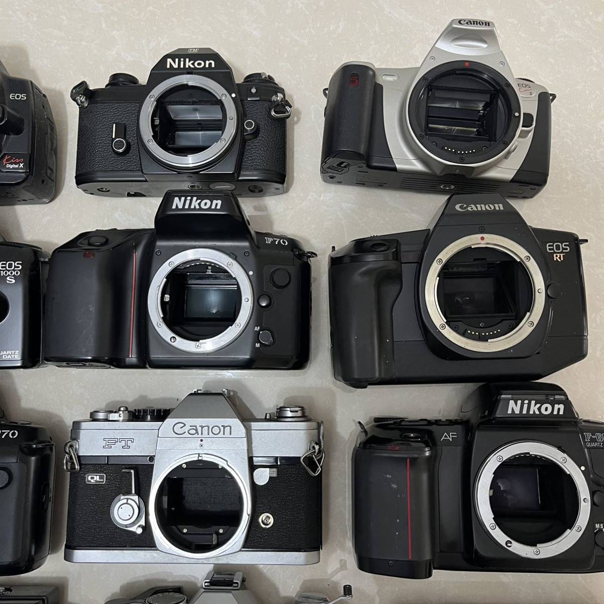 1円~ フィルムカメラ デジタル一眼レフ Canon Nikon FUJIFILM EOS