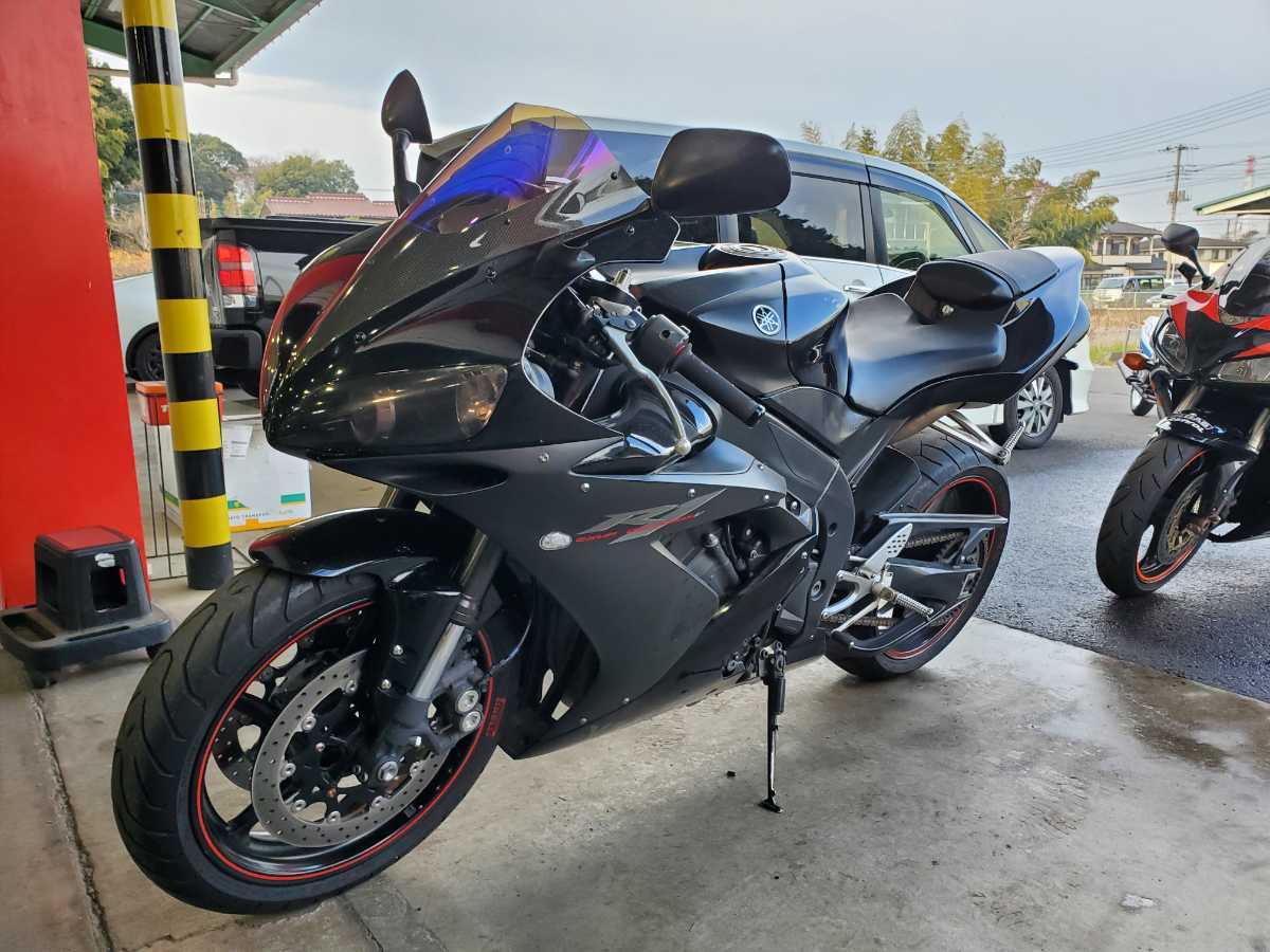 専用 最後に登場したZXR250は、クラス最強装備を備えたハイスペックマシン