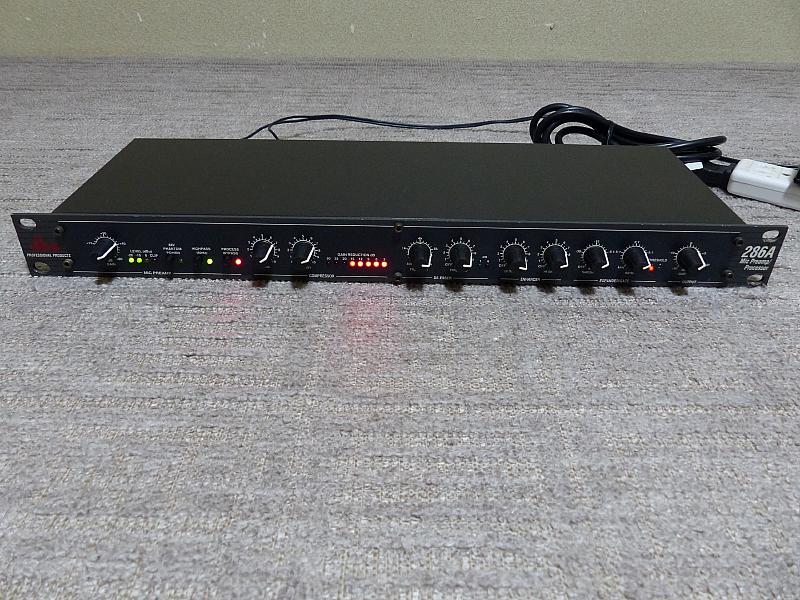 dbxのマイクプリアンププロセッサー.286Aその②.アメリカ製です dbx