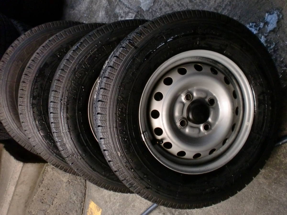 ダイハツ　ハイゼット　12×4　PCD100★バリ溝スタッドレス　145R12　LT　6PR　4本
