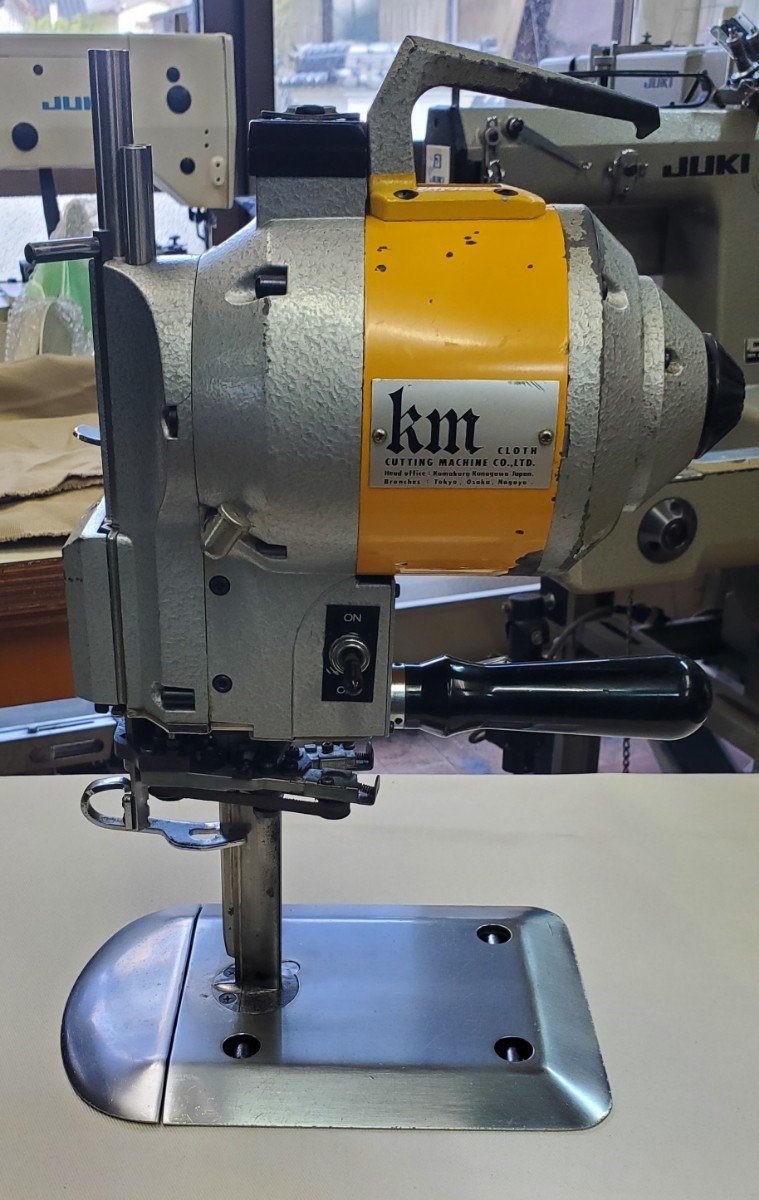 KM 裁断機 ケーエム 竪刃型裁断機 100V ハンドカッティングマシン